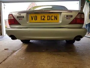 Jaguar XJ8 rear colour coded parking sensors