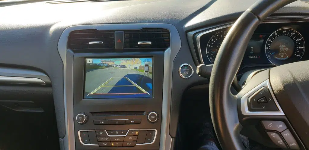 ford mondeo reverse camera