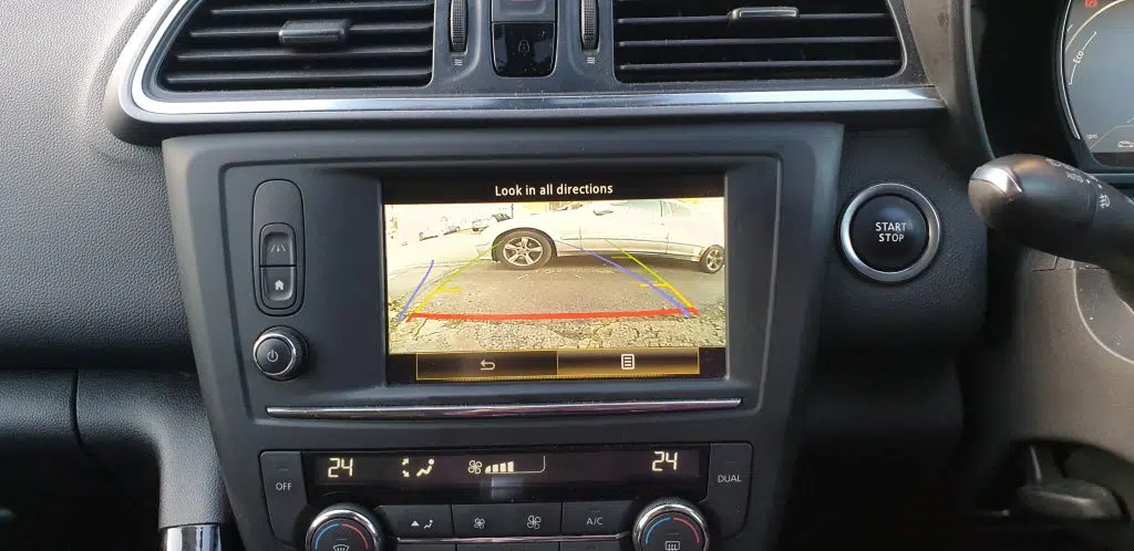renault kadjar reverse camera