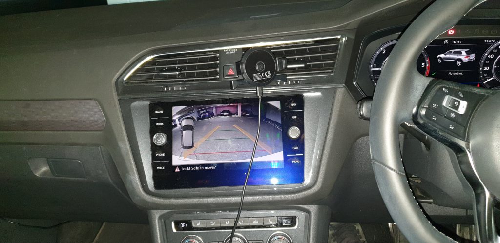 vw tiguan reverse camera