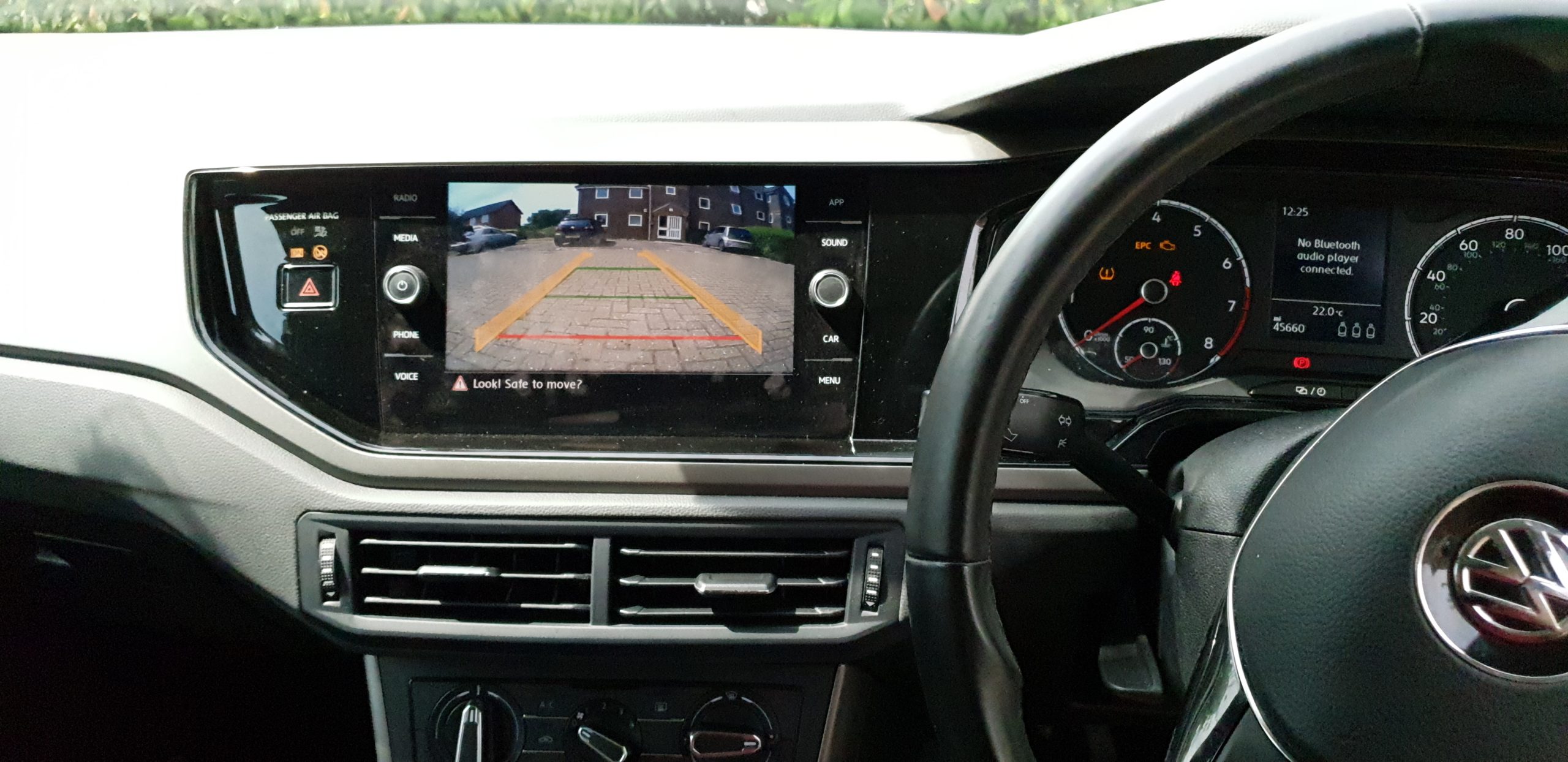 VW Tiguan Reverse Camera Essex Parking Sensors