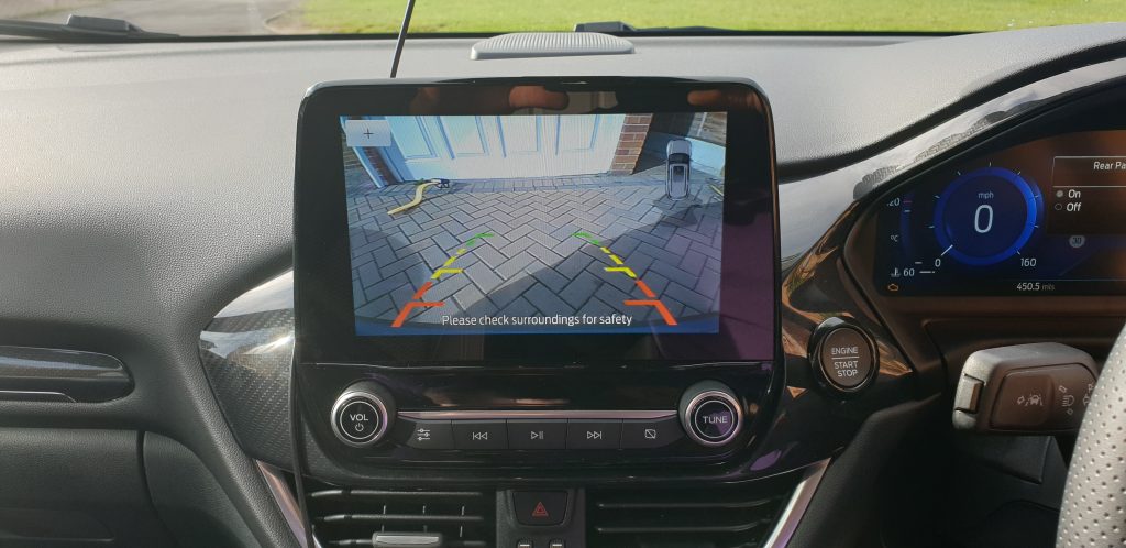 ford puma reverse camera