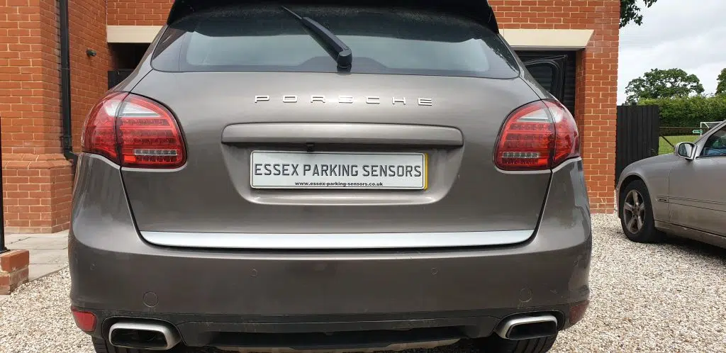 porsche cayenne reverse camera