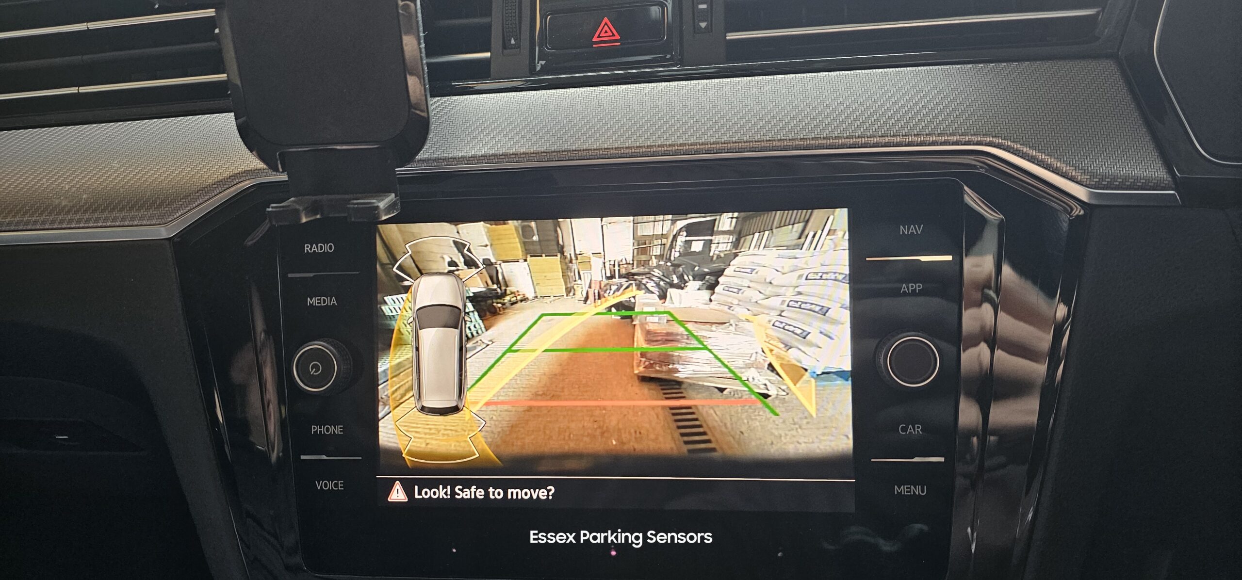 vw passat b9 reverse camera