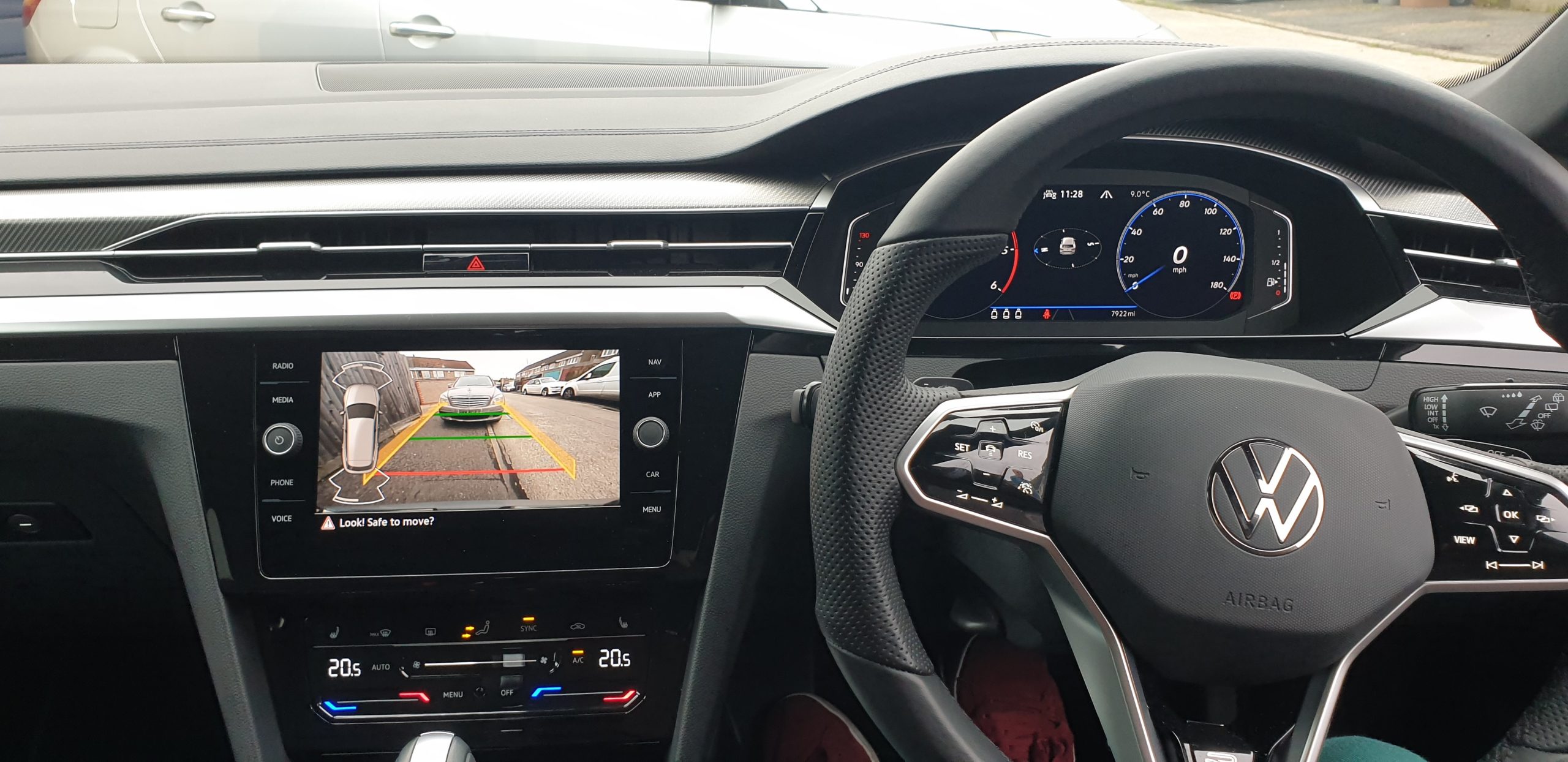 vw arteon reverse camera