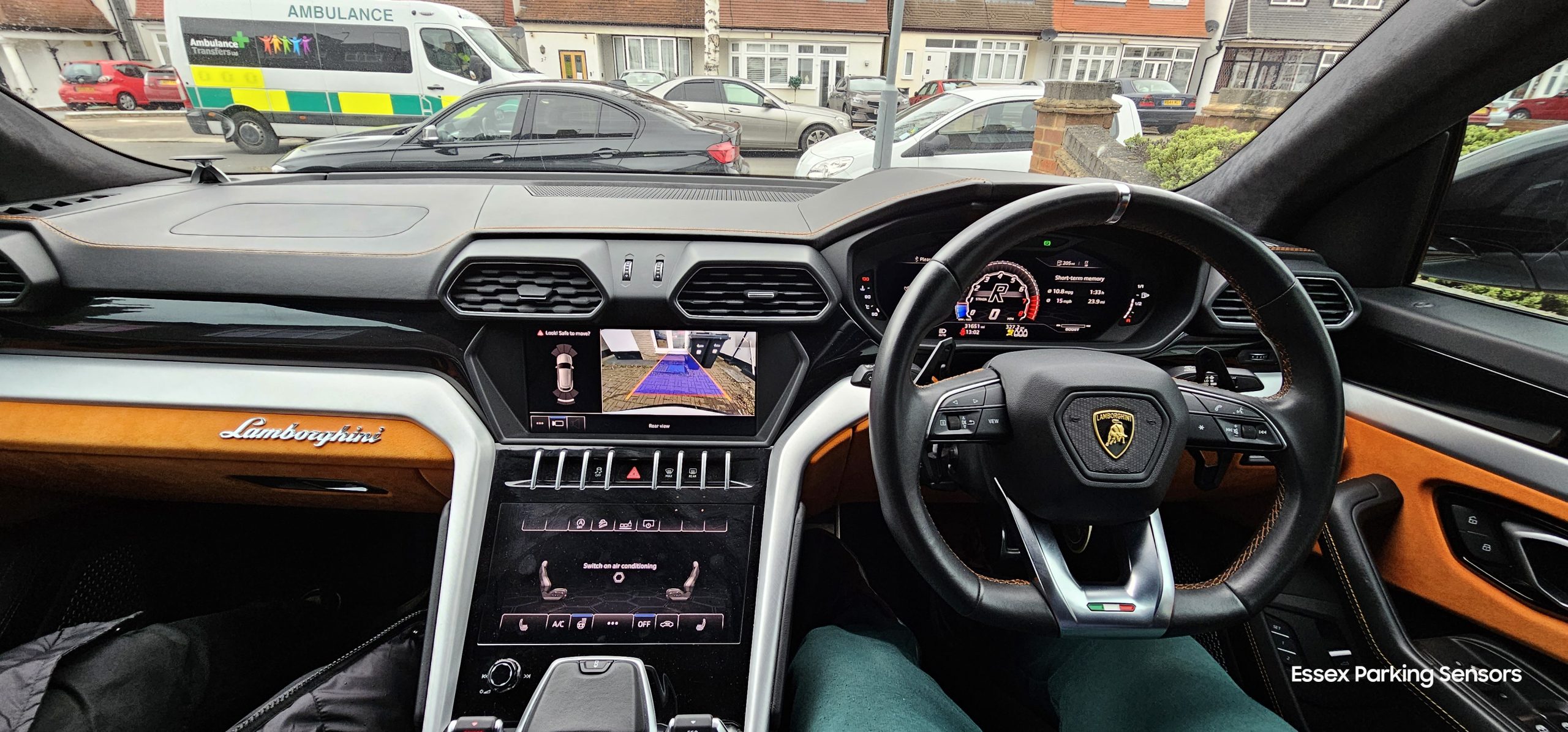 Lamborghini Urus Reverse Camera
