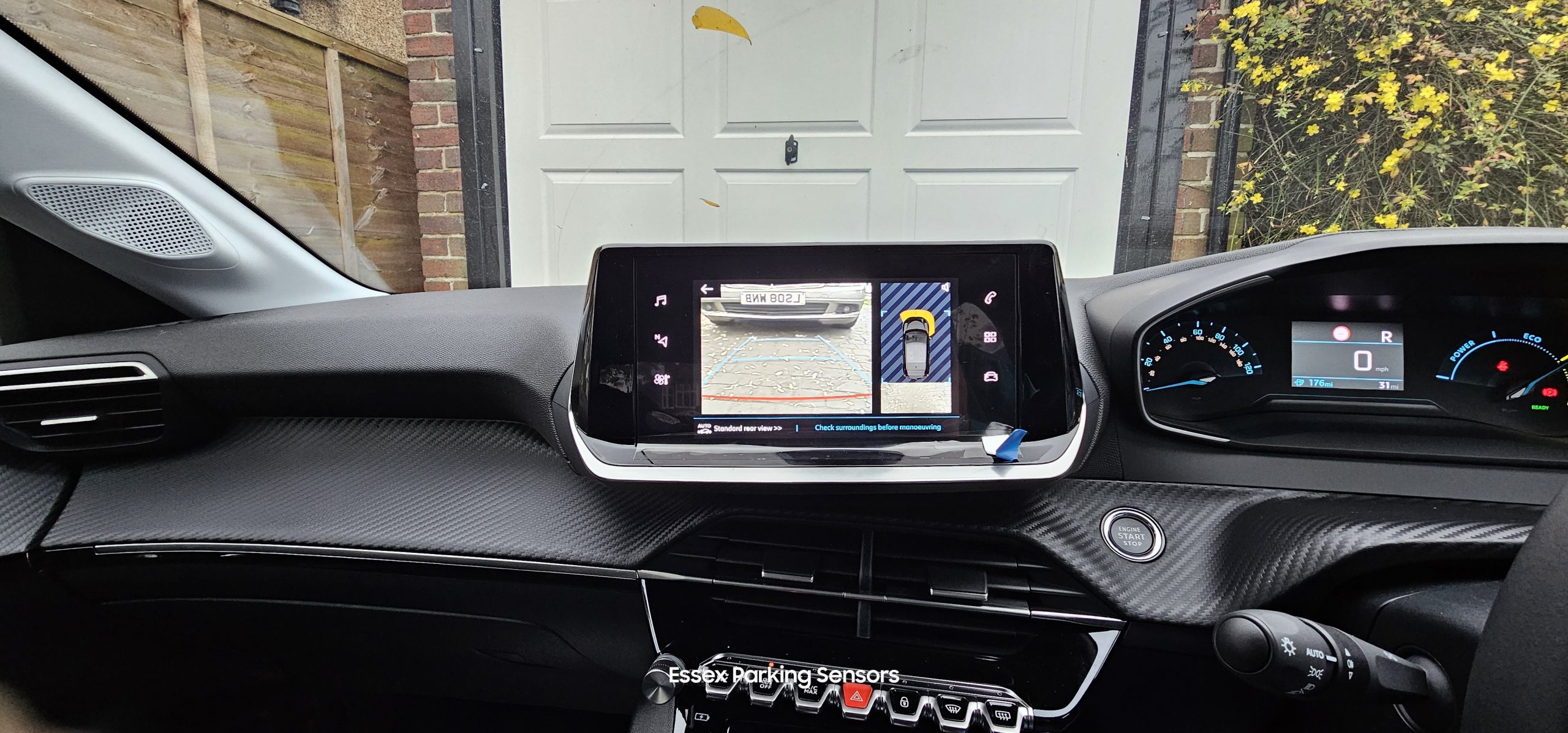 Peugeot 208e reverse camera