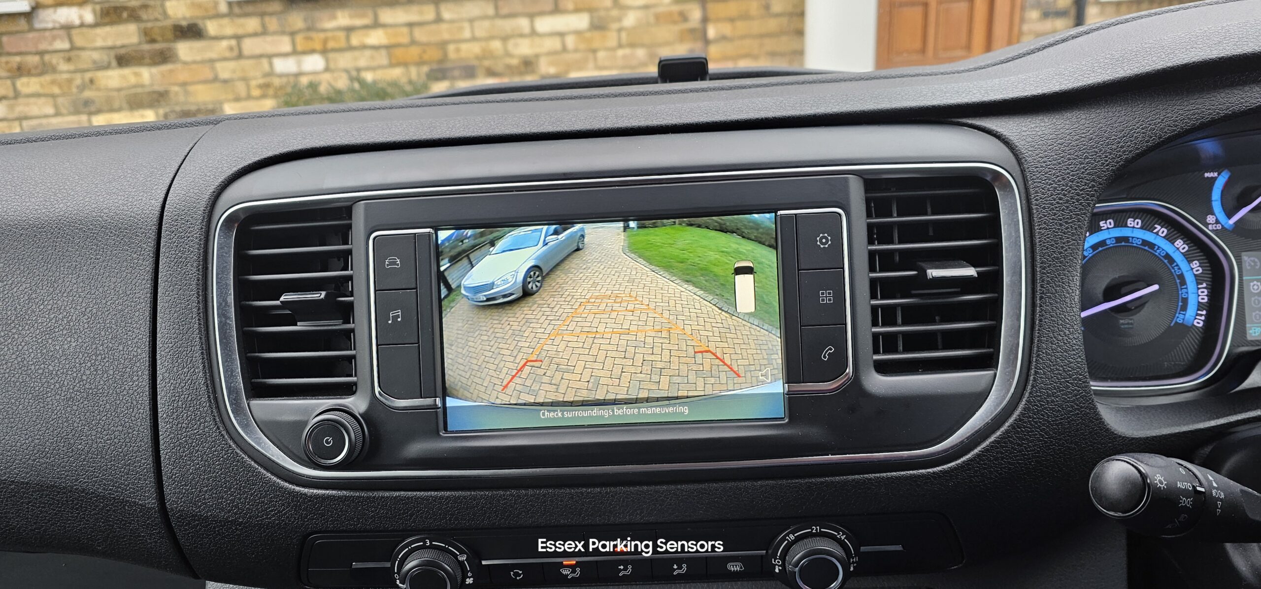 Vauxhall Vivaro Reverse Camera