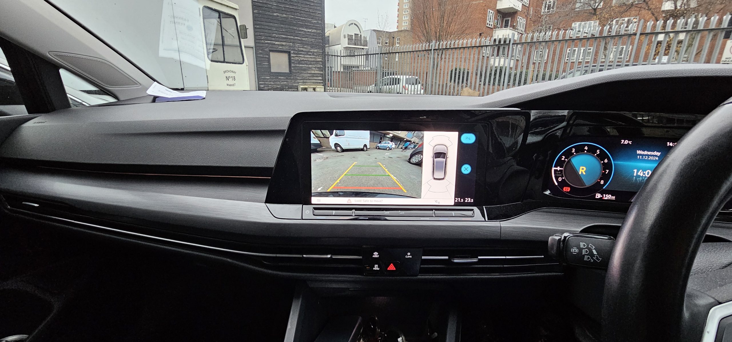 VW Golf MK8 Estate Reverse Camera