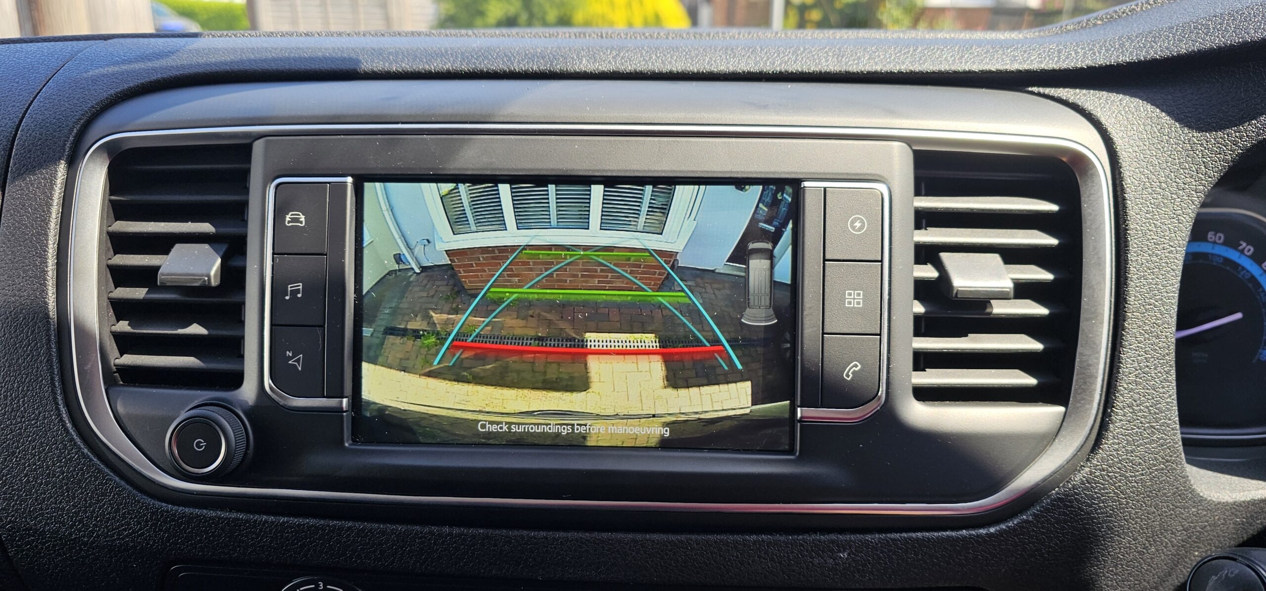 Toyota Proace Reverse Camera