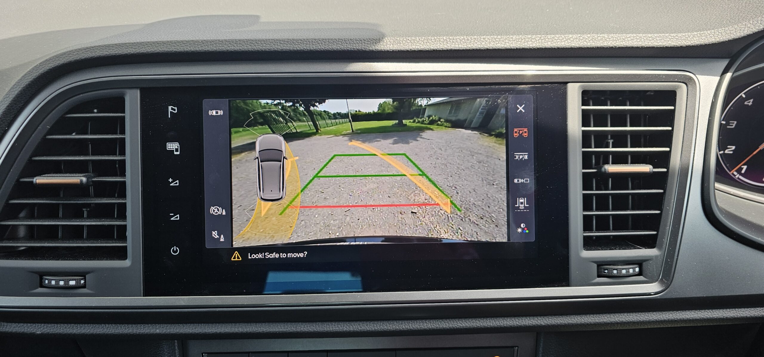 Cupra Ateca Reverse Camera