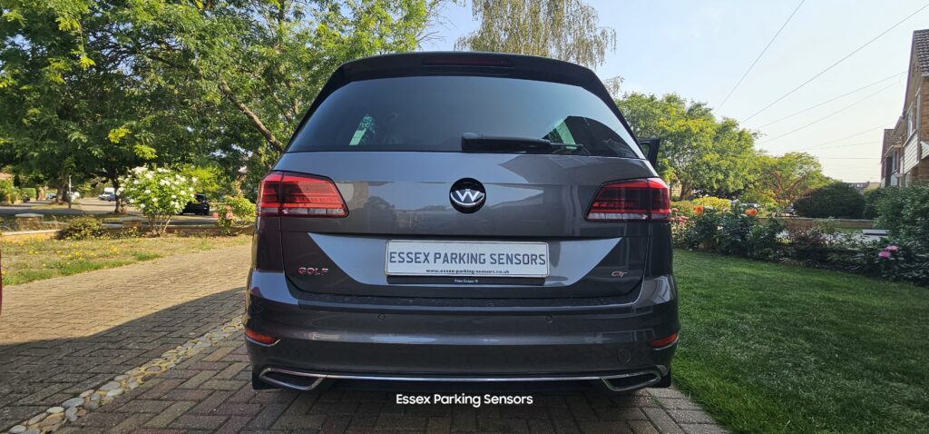 VW Golf SV reverse camera