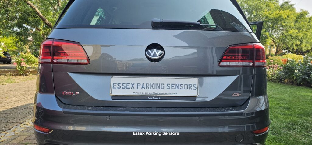VW Golf SV reverse camera