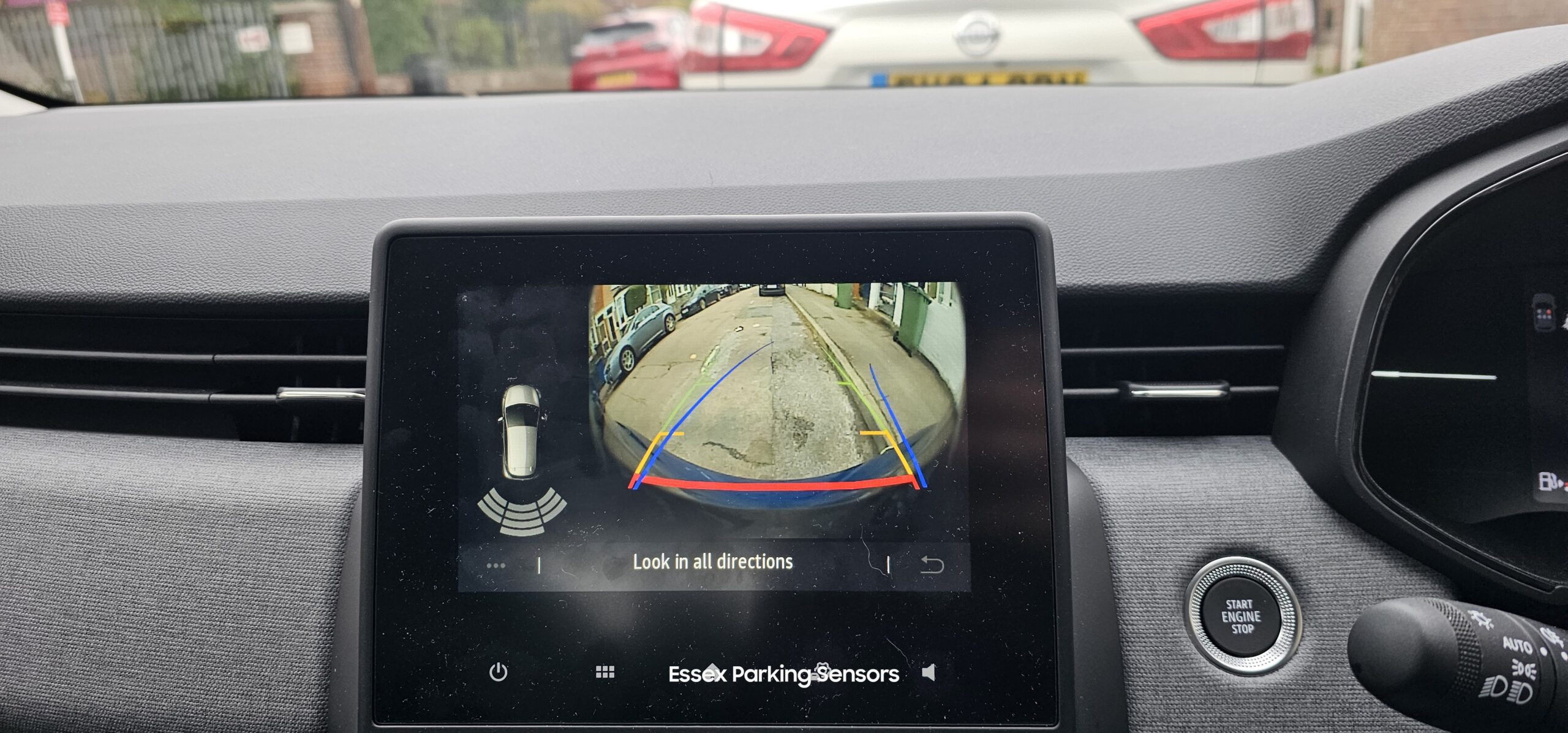 renault clio mk5 reverse camera